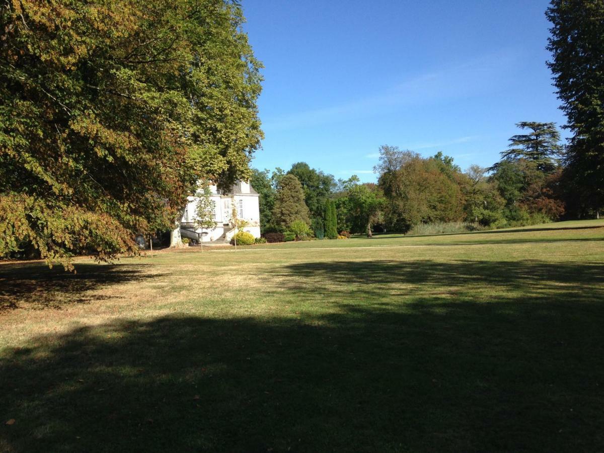 Chateau Du Val Larbont La Bastide-de-Serou Exterior photo