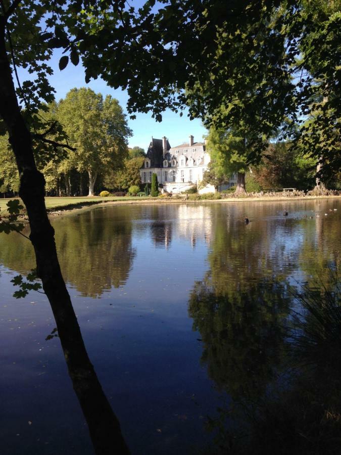 Chateau Du Val Larbont La Bastide-de-Serou Exterior photo